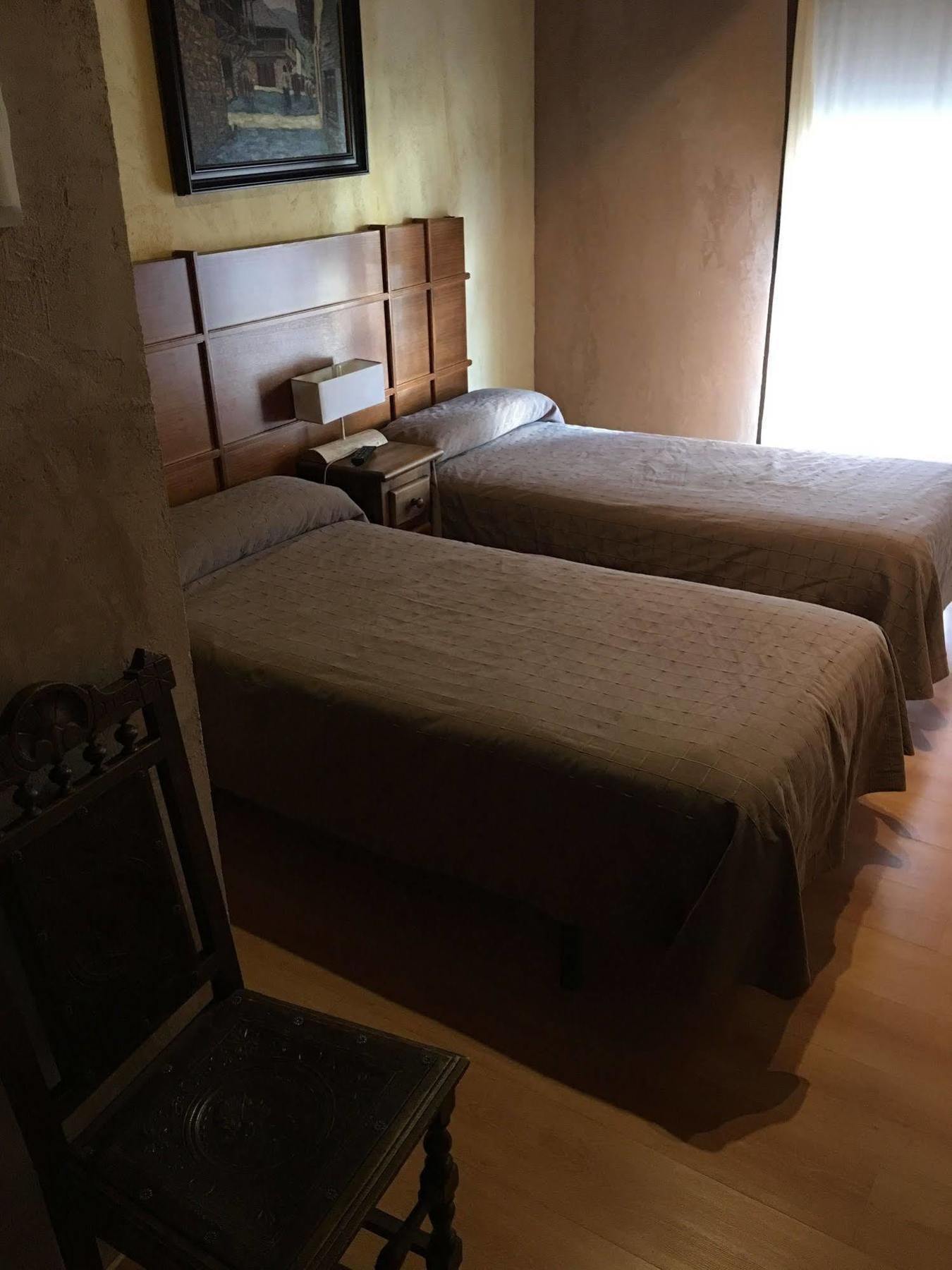 Hostal La Bastide du Chemin Sahagún Extérieur photo
